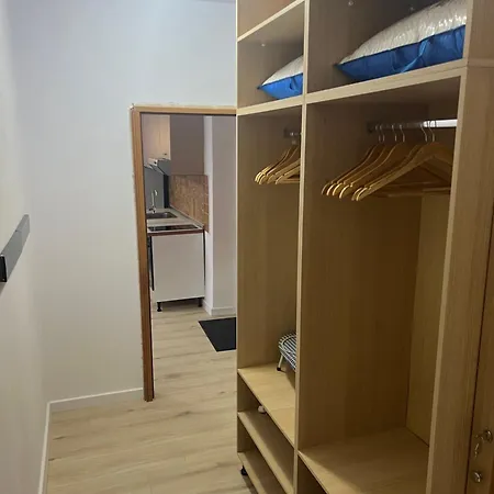 Fredi * טיראנה